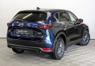 Подержанный автомобиль Mazda CX-5 2017 года (5 фото)