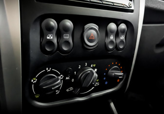 Подержанный автомобиль Nissan Almera Sedan 2013 года (25 фото)