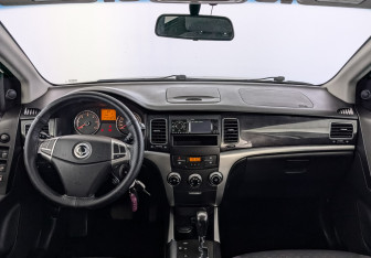 Подержанный автомобиль SsangYong Actyon 2013 года (14 фото)