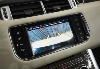 Подержанный автомобиль Land Rover Range Rover Sport 2016 года (17 фото)