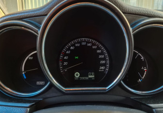 Подержанный автомобиль Lexus RX 2008 года (22 фото)