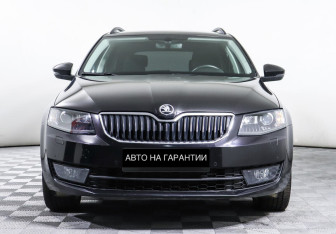 Подержанный автомобиль Skoda Octavia Liftback 2016 года (2 фото)