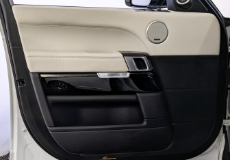 Подержанный автомобиль Land Rover Range Rover 2016 года (19 фото)