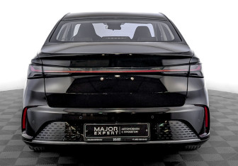 Подержанный автомобиль BAIC U5 Plus 2023 года (6 фото)