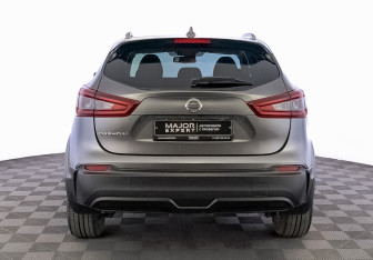 Подержанный автомобиль Nissan Qashqai 2021 года (6 фото)