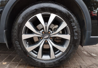 Подержанный автомобиль Chery Tiggo 7 Pro Max 2023 года (14 фото)