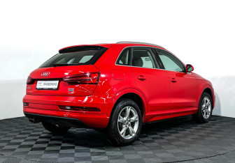 Подержанный автомобиль Audi Q3 2015 года (5 фото)