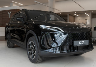 Новый Omoda C7 2025 (3 фото)