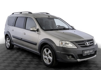 Подержанный автомобиль LADA (ВАЗ) Largus Wagon 2021 года (3 фото)