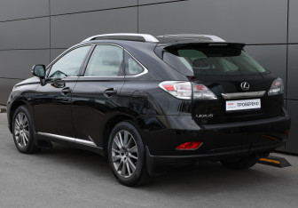 Подержанный автомобиль Lexus RX 2011 года (7 фото)