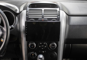 Подержанный автомобиль Suzuki Grand Vitara 2007 года (15 фото)