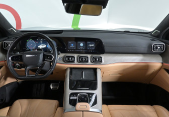 Подержанный автомобиль Jaecoo J8 2024 года (8 фото)