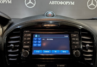 Подержанный автомобиль Nissan Juke 2017 года (17 фото)