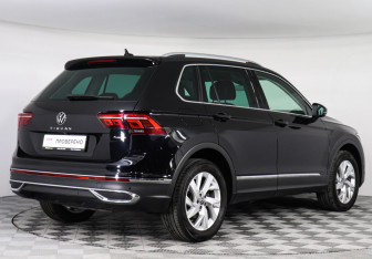 Подержанный автомобиль Volkswagen Tiguan 2021 года (5 фото)