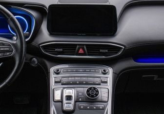 Подержанный автомобиль Hyundai Santa Fe 2021 года (14 фото)