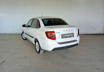 Подержанный автомобиль LADA (ВАЗ) Granta Sedan 2023 года (6 фото)