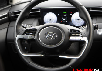 Подержанный автомобиль Hyundai Tucson 2022 года (14 фото)