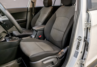 Подержанный автомобиль Hyundai Creta 2019 года (20 фото)