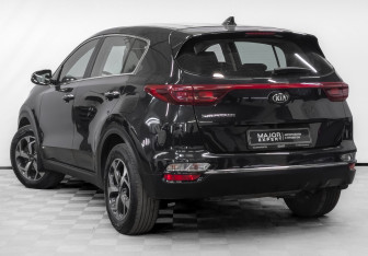 Подержанный автомобиль Kia Sportage 2020 года (7 фото)