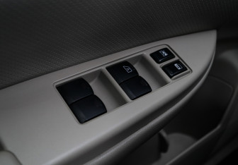 Подержанный автомобиль Subaru Outback Wagon 2011 года (20 фото)