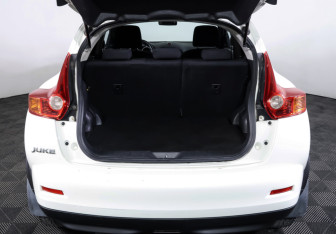 Подержанный автомобиль Nissan Juke 2013 года (10 фото)
