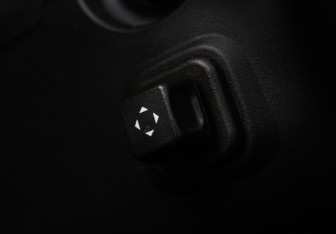 Подержанный автомобиль Cadillac Escalade Suv 2018 года (27 фото)