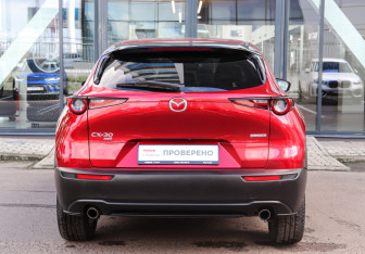 Подержанный автомобиль Mazda CX-30 2020 года (5 фото)