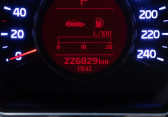 Подержанный автомобиль Kia Ceed Wagon 2015 года (12 фото)