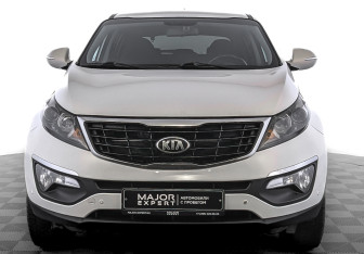 Подержанный автомобиль Kia Sportage 2015 года (2 фото)