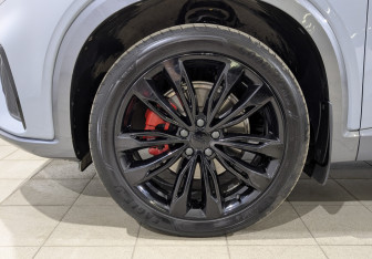 Подержанный автомобиль Geely Tugella 2022 года (12 фото)