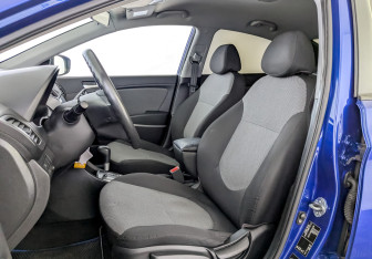 Подержанный автомобиль Hyundai Solaris Sedan 2012 года (20 фото)