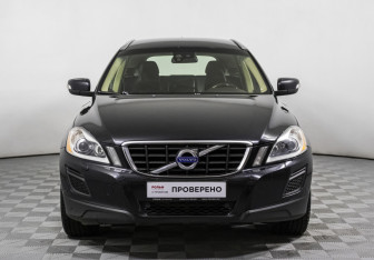 Подержанный автомобиль Volvo XC60 2011 года (2 фото)