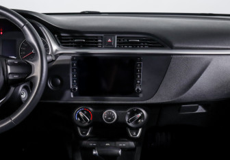 Подержанный автомобиль Kia Rio Sedan 2020 года (13 фото)