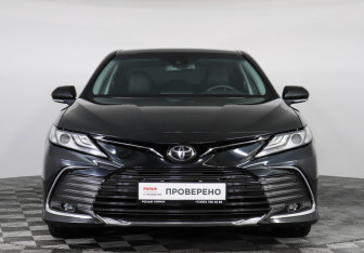 Подержанный автомобиль Toyota Camry Sedan 2023 года (2 фото)