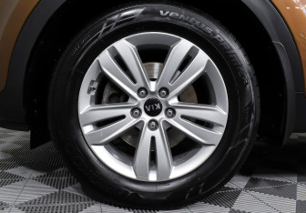 Подержанный автомобиль Kia Sportage 2016 года (9 фото)