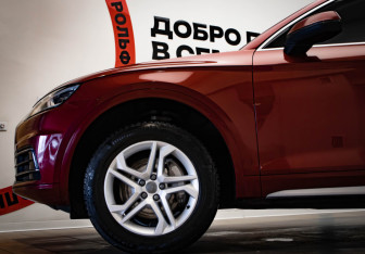 Подержанный автомобиль Audi Q5 2017 года (34 фото)