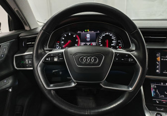 Подержанный автомобиль Audi A6 Wagon 2021 года (12 фото)