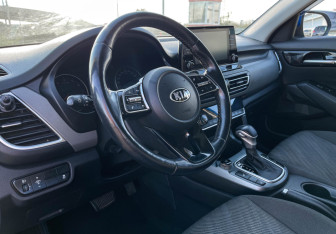 Подержанный автомобиль Kia Seltos 2020 года (13 фото)
