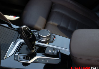 Подержанный автомобиль BMW X4 2021 года (13 фото)
