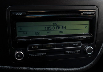 Подержанный автомобиль SEAT Leon Hatchback 2012 года (13 фото)