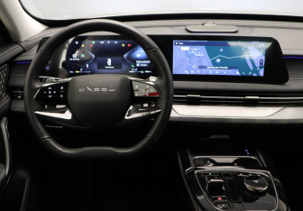 Подержанный автомобиль Exeed LX 2024 года (9 фото)