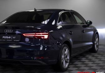 Подержанный автомобиль Audi A3 Sedan 2018 года (26 фото)
