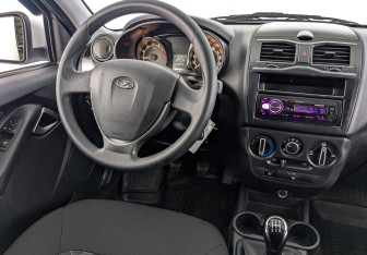 Подержанный автомобиль LADA (ВАЗ) Granta Liftback 2023 года (25 фото)