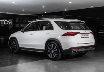 Новый Mercedes-Benz GLE 2025 (8 фото)