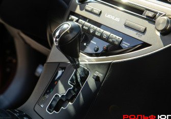 Подержанный автомобиль Lexus RX 2015 года (13 фото)
