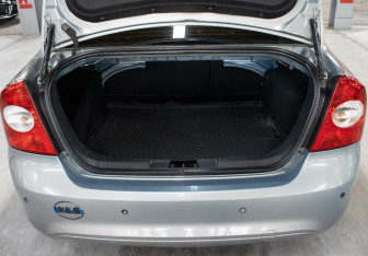 Подержанный автомобиль Ford Focus Sedan 2009 года (10 фото)