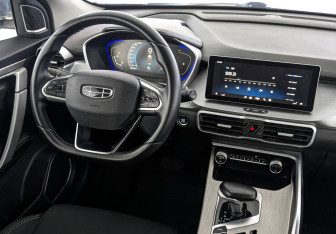 Подержанный автомобиль Geely Coolray 2022 года (30 фото)