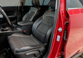 Подержанный автомобиль Kia Sportage 2018 года (20 фото)