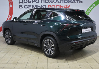 Подержанный автомобиль Jetour Dashing 2023 года (5 фото)