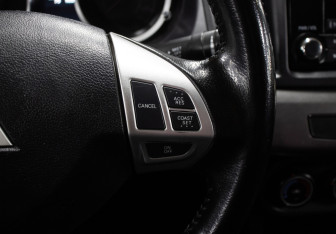 Подержанный автомобиль Mitsubishi Lancer Sedan 2014 года (19 фото)